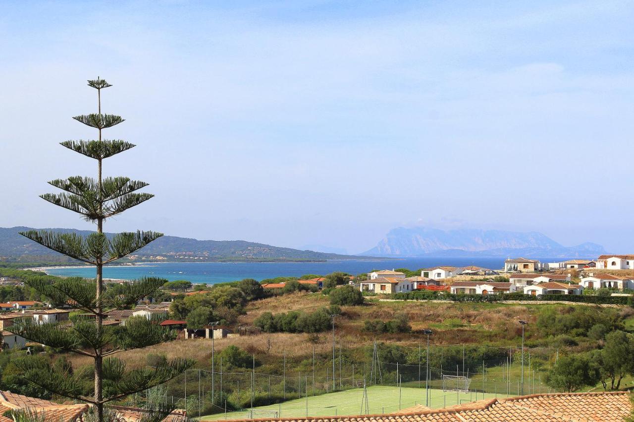 Appartamento Con Vista Mare Tanaunella Bagian luar foto