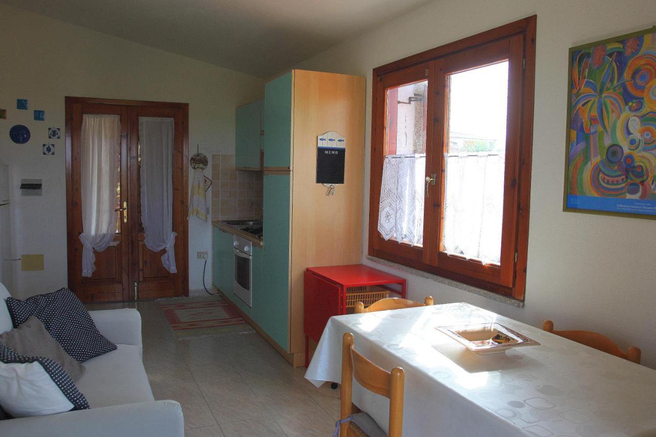 Appartamento Con Vista Mare Tanaunella Bagian luar foto