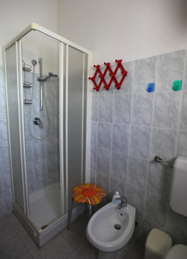 Appartamento Con Vista Mare Tanaunella Bagian luar foto