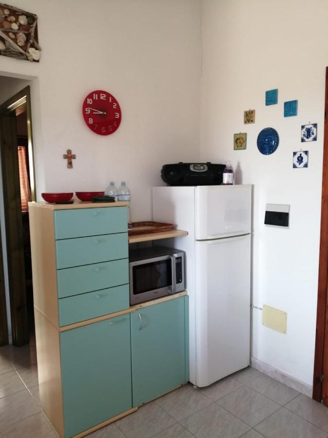 Appartamento Con Vista Mare Tanaunella Bagian luar foto